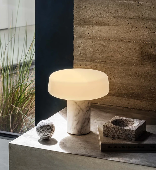 Solid Table Light