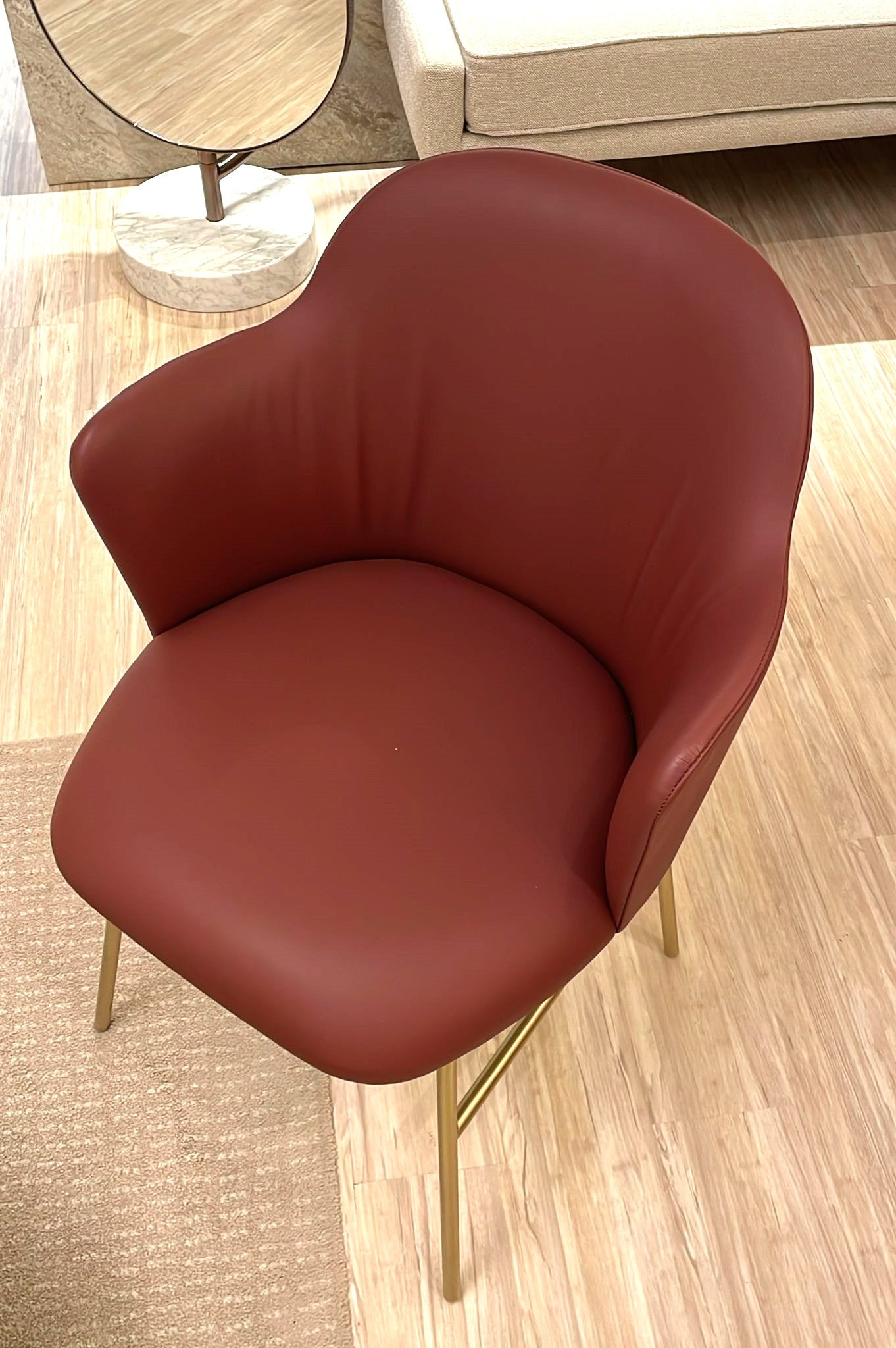 Aleta Chair